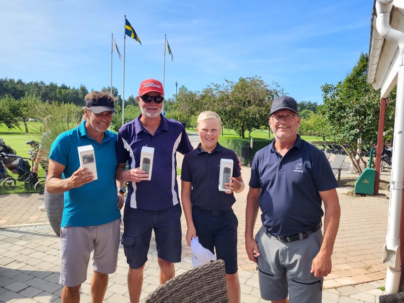 Grattis säger vi till Peter, Mats och Lukas!