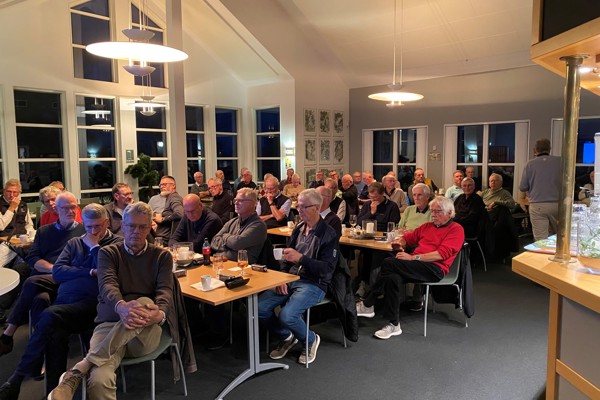 Herrkommittén höll ett välbesökt Höstmöte den 23/10